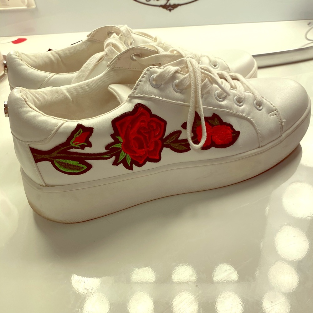 Steve Madden Red Rose Sneakers